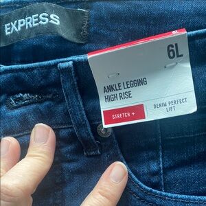 Express Blue Ankle Cropped Jeans
